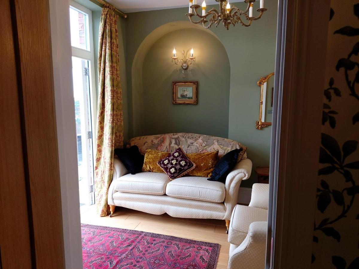 The Rector'S Retreat At The Old Vicarage Apartment Lincoln Exterior photo